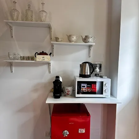 Casa Marlon Pietralata アパート